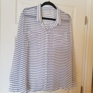 REDUCED 🎀Old Navy🎀 Sheer XXL Strip Blouse